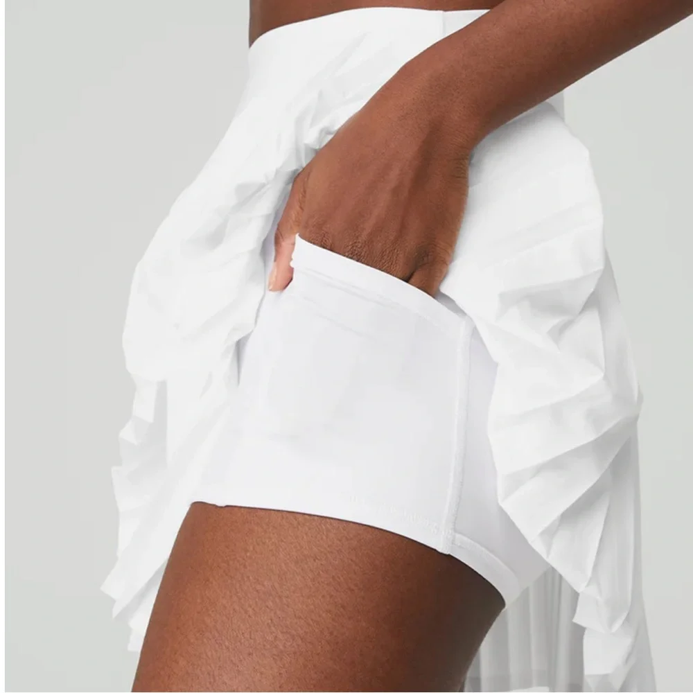 ALO Yoga Grand Slam Tennis Skirt in White Sz XS w/ built in short